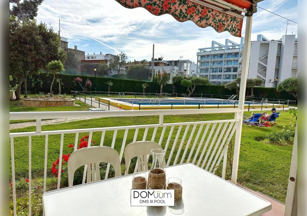Domuum Holidays - Dms III Pool Салоу Экстерьер фото